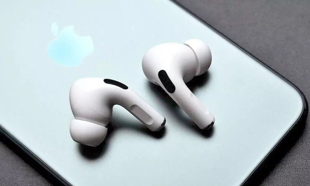 Cheaper AirPods Max with plastic build soon