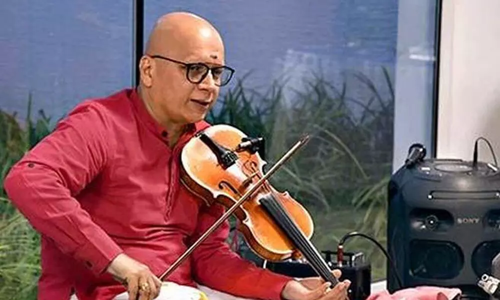 Violin maestro Kumaresh launches e-learning portal