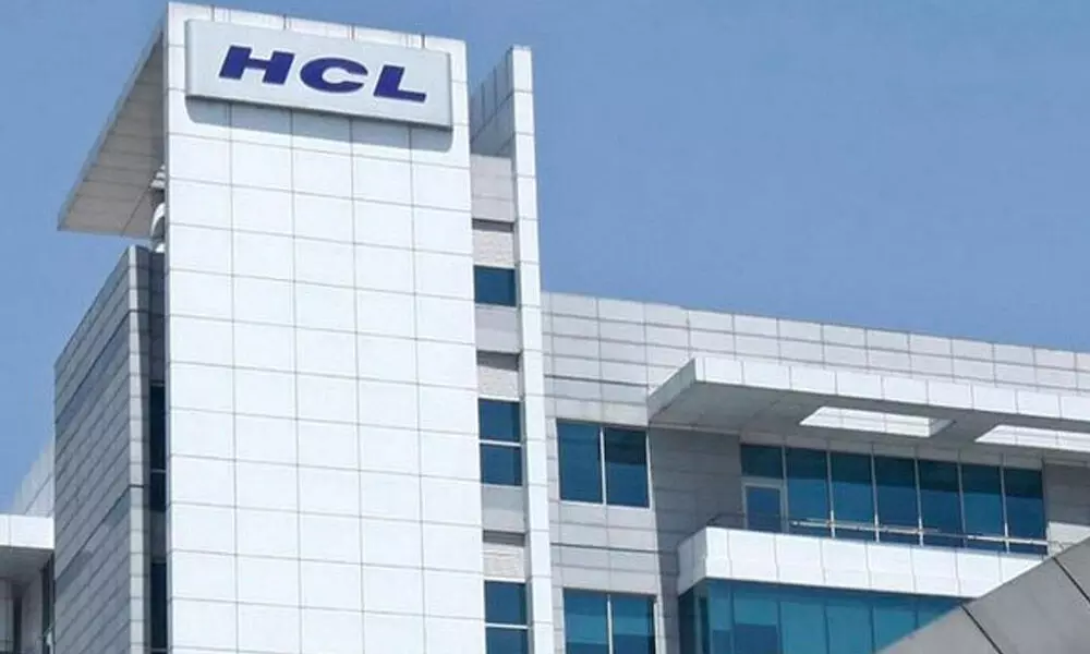 HCL tech to hire 20k people in next 2 quarters