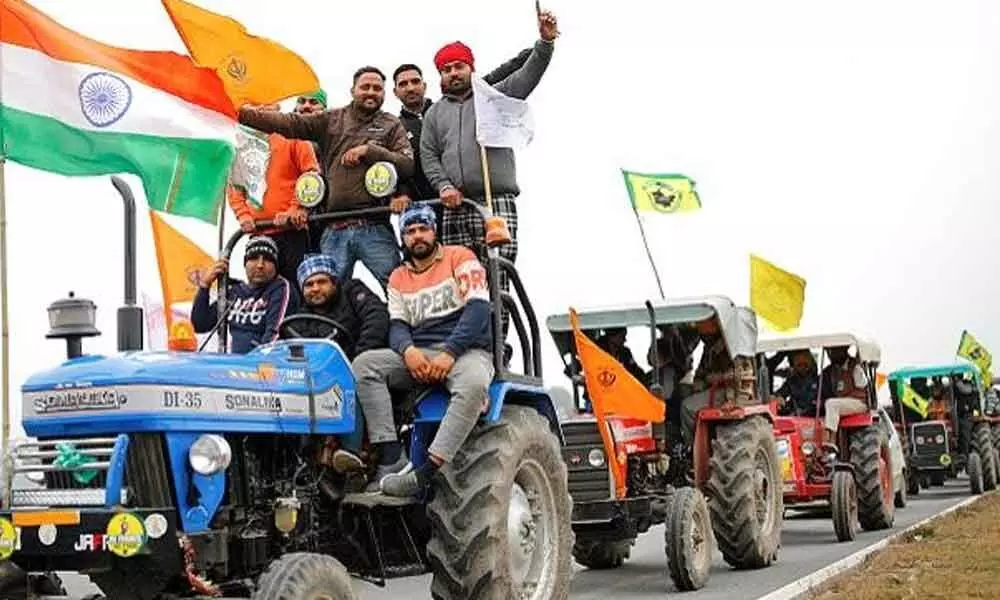 Centre withdraws plea in SC against farmers tractor rally