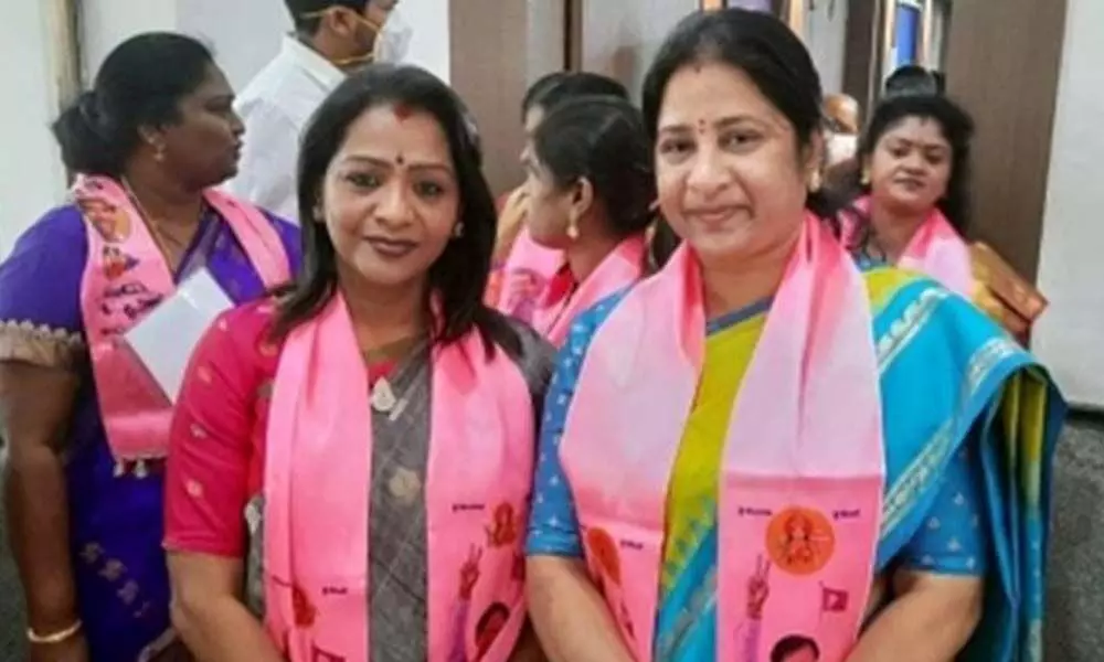 TRS women elected GHMC Mayor, Deputy Mayor