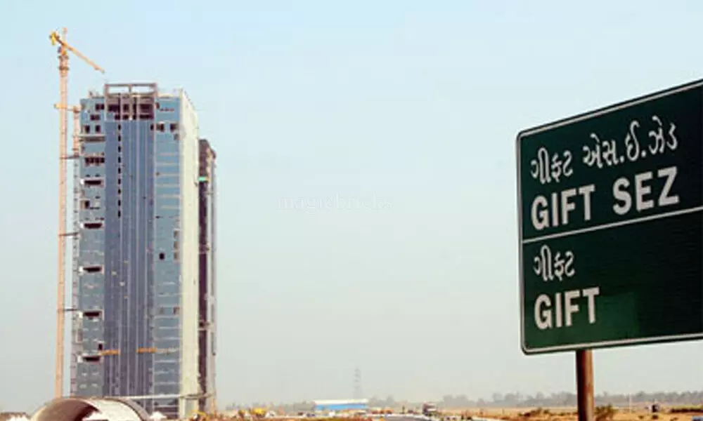 FICCI, IFSCA sign MoU for development of GIFT City