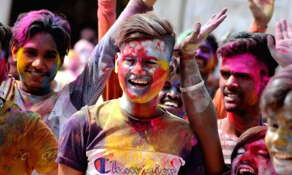 Holi reminds us of value of turmeric during Covid-pandemic