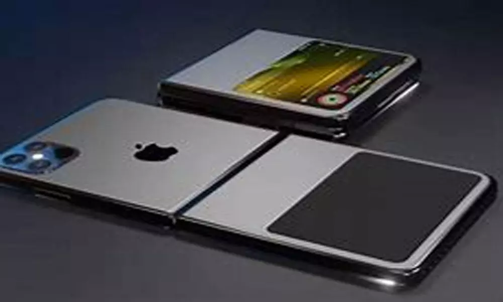 Apple foldable phone ready in 2 years