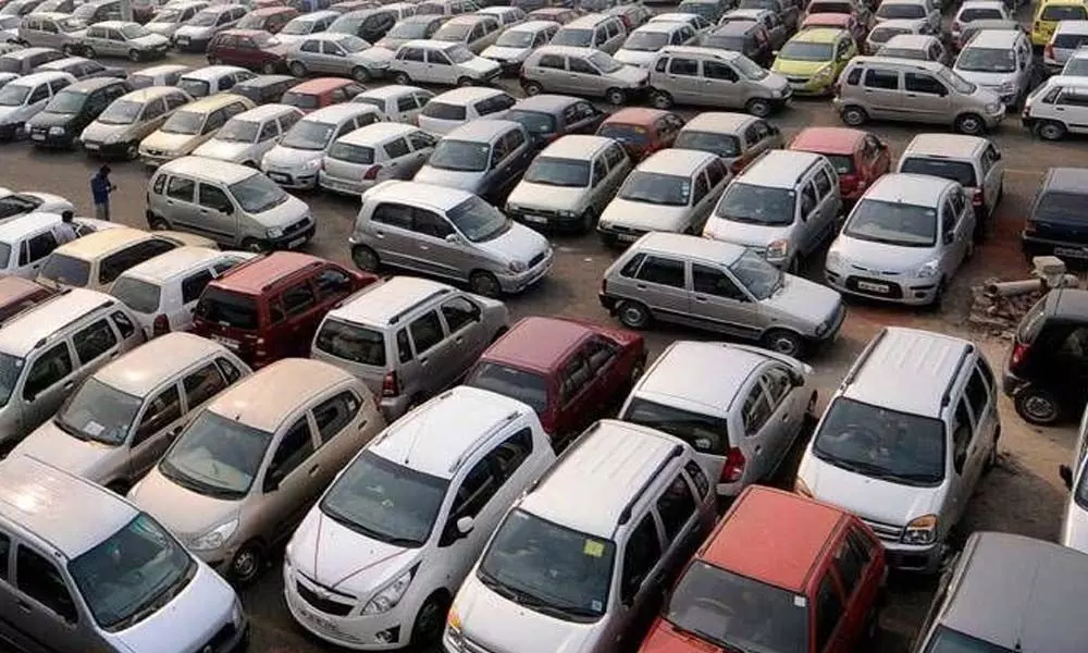 Auto exports on recovery path