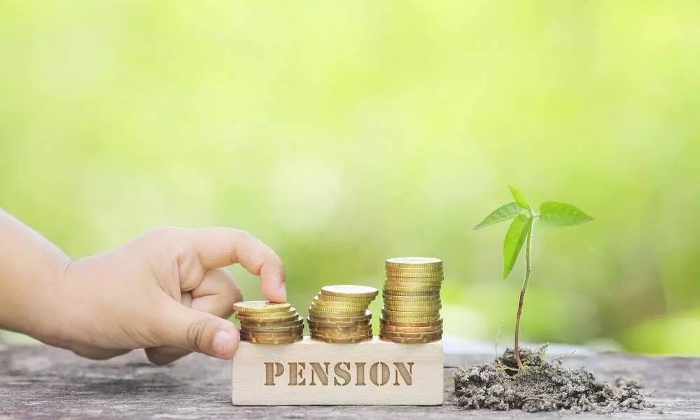 Govt okays raising family pension of bank staff