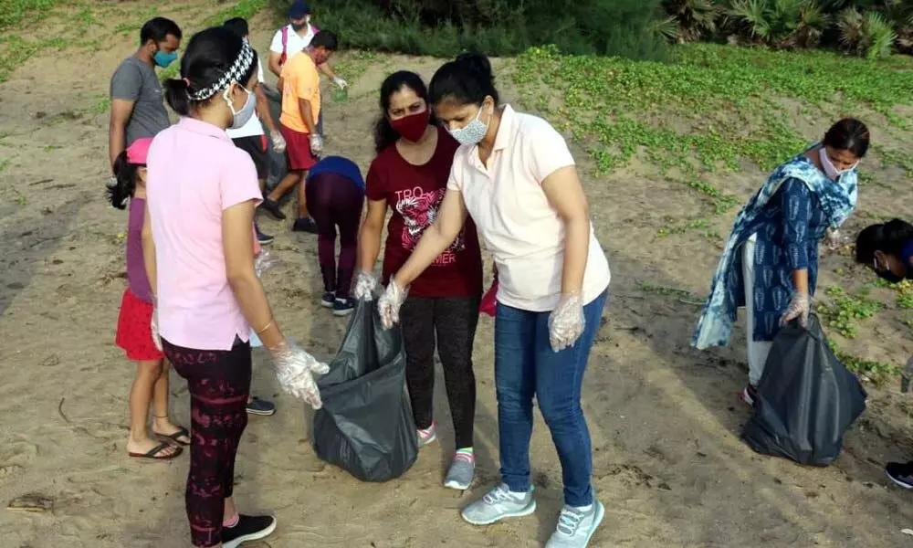 Navy undertakes coastal cleanup drive in Vizag