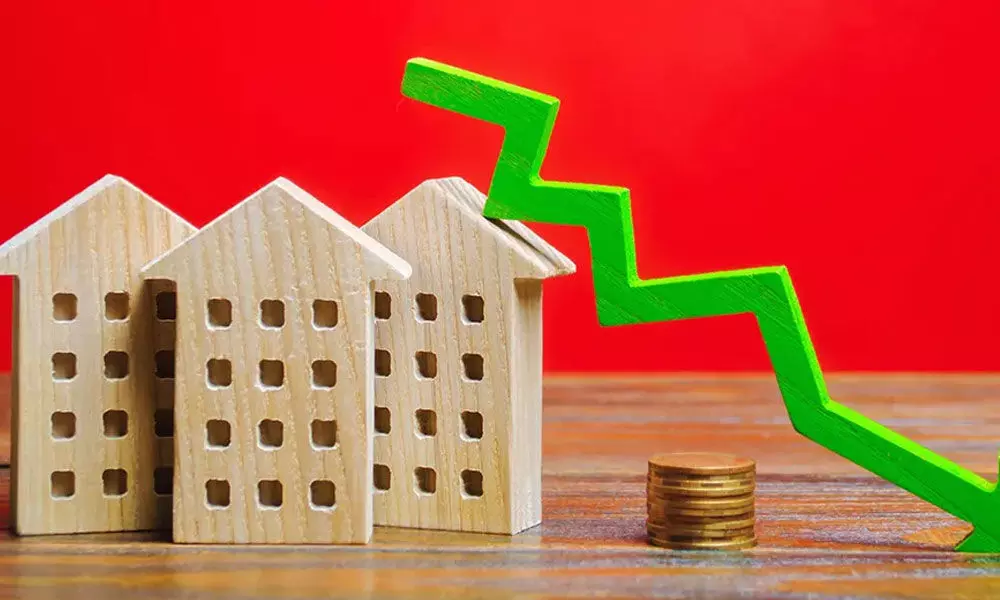 Institutional investments in realty decline 17%