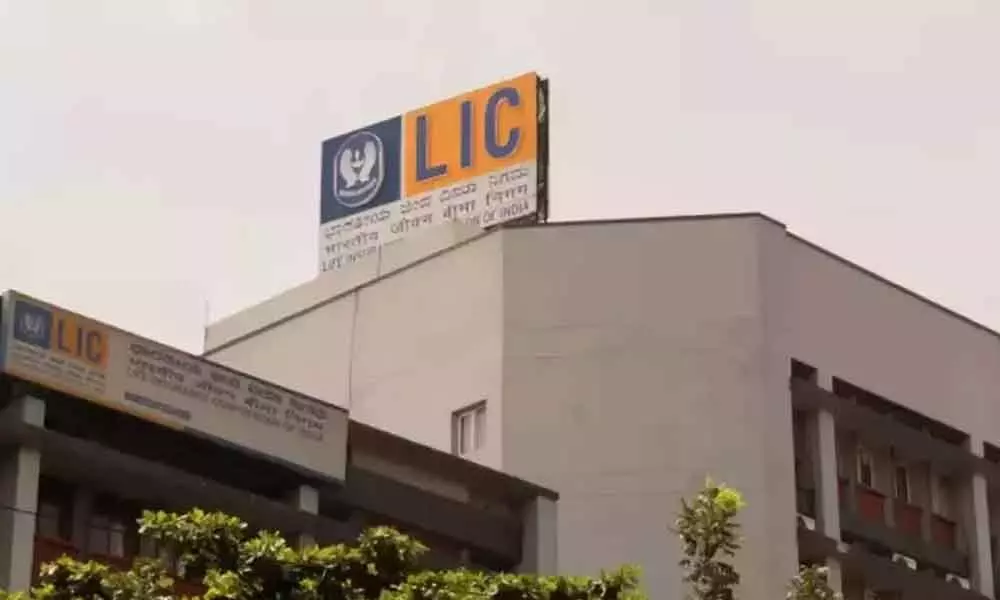 Govt may defer LIC IPO to next fiscal amid Russia-Ukraine war: Experts