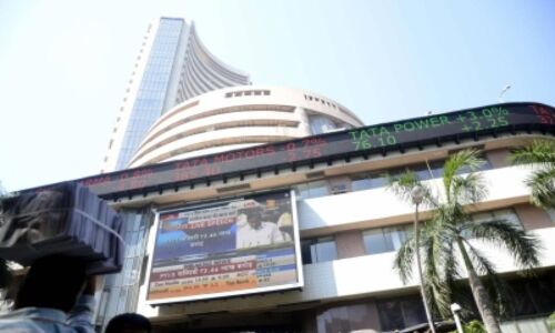 Market Live Updates Today: Trends in SGX Nifty indicate a positive opening for the broader index in India with a gain of 40 points