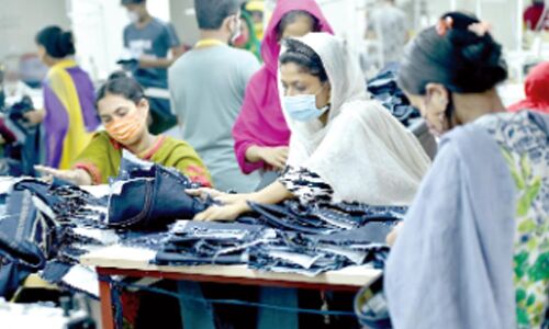 Yogi govts big boost to garment manufacturing