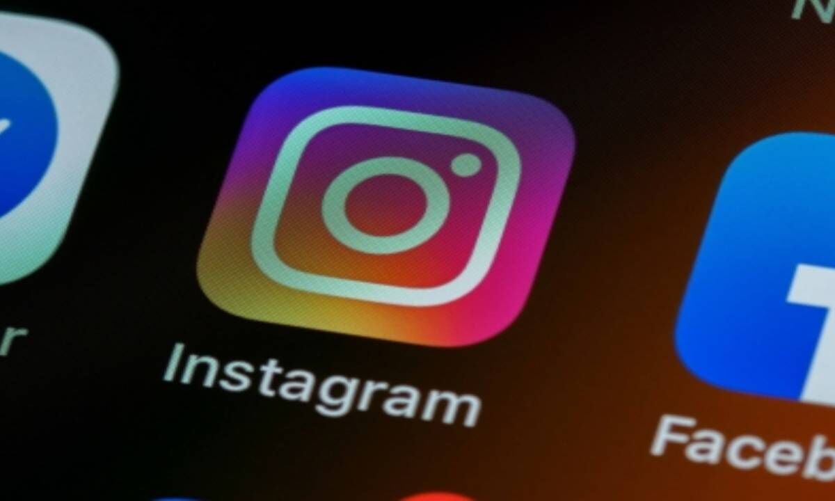 Instagram testing new 'Repost' feature