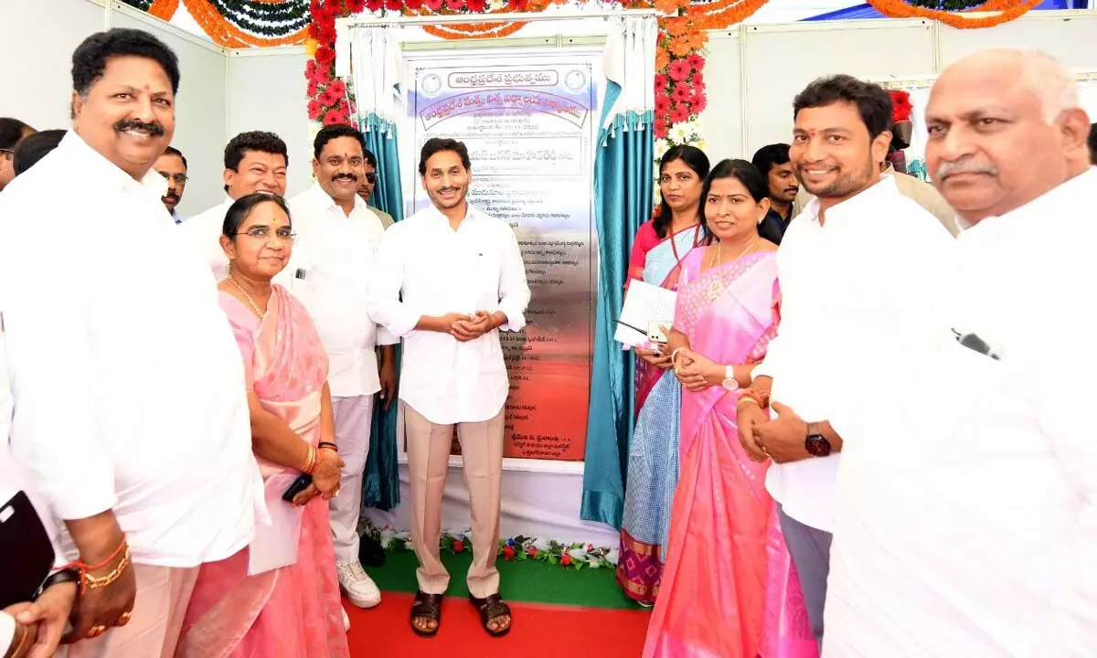 Chief Minister YS Jagan Mohan Reddy (C) after launching developmental activities  at Narsapuram in West Godavari district on Monday