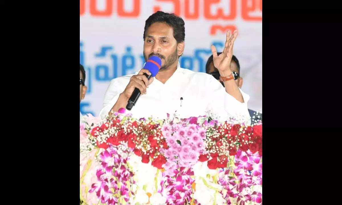 Jagan blames Naidu for stampade deaths