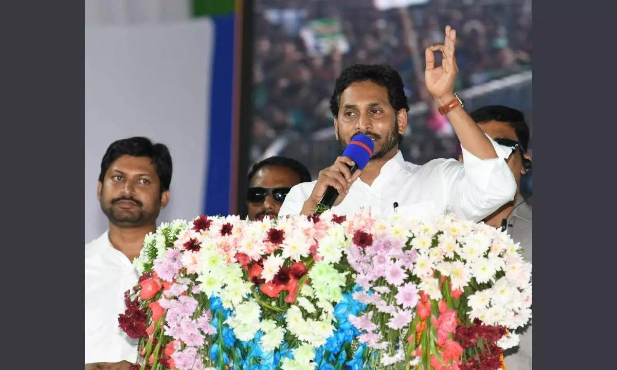 Andhra CM releases Rs.6,419 crore for YSR Aasara