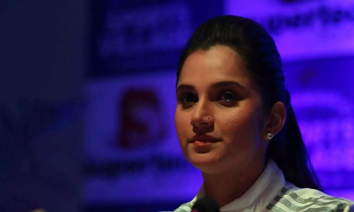 Tennis star Sania draws flak over links with QNet