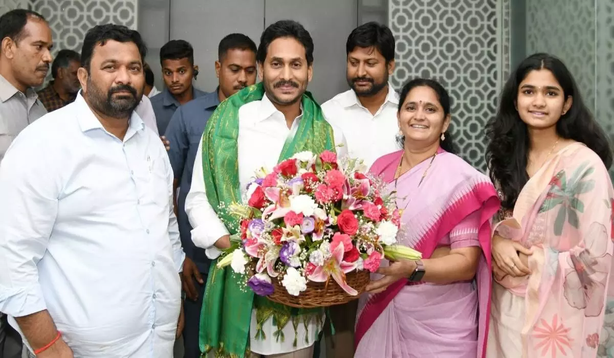 AP employees’ union leaders with Chief Minister Y S Jagan Mohan Reddy at Tadepalli on Tuesday