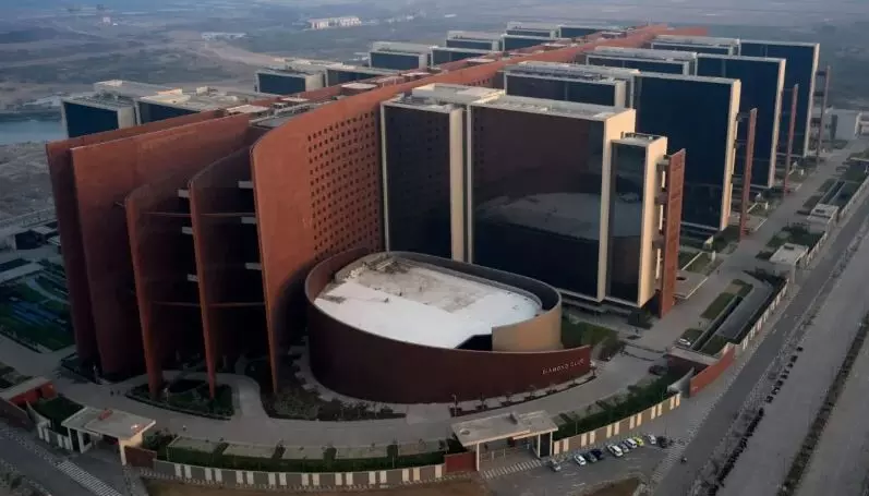 Surat Diamond Bourse takes the title of The World’s Largest Office Building, Pentagon is history!