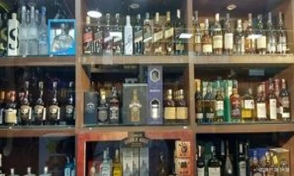 Liquor consumers in UP high on foreign brands