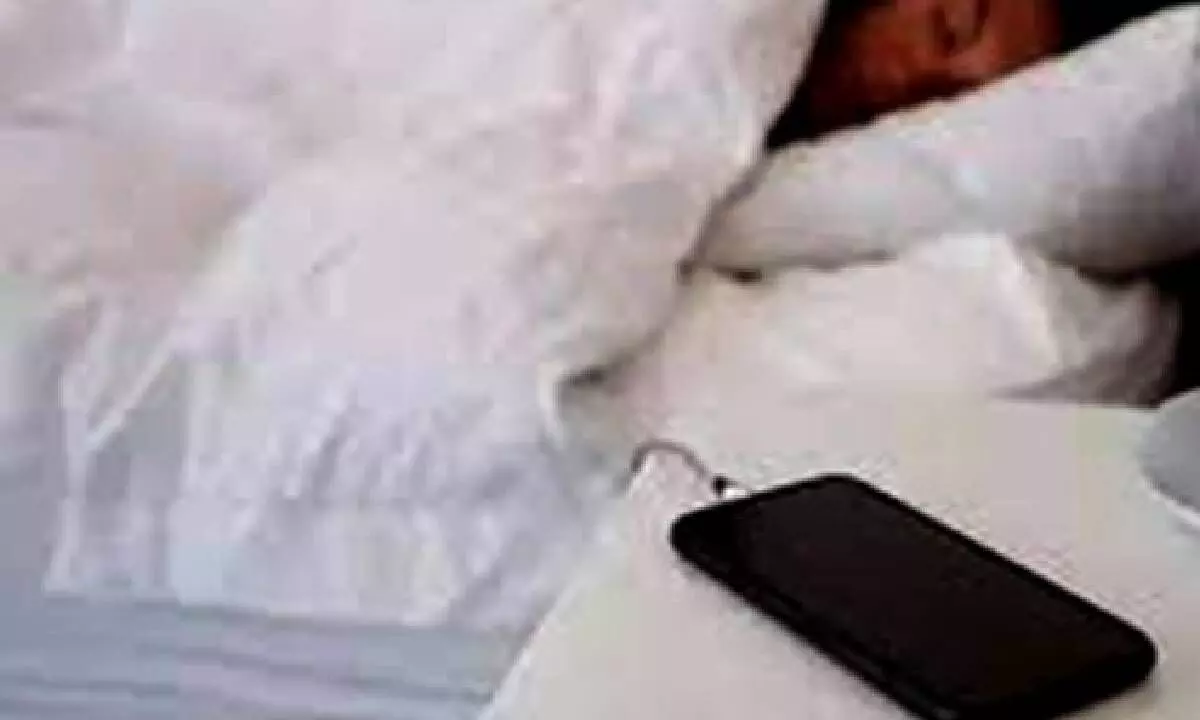 Apple issues warning not to charge iPhone while sleeping