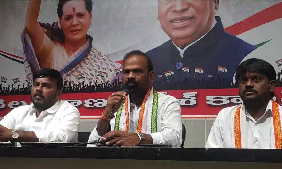 TPCC alleges land grabbing by BRS MLA in Turkapally