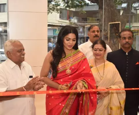 Kalyan Jewellers Set to Open 33 New Showrooms Across India Ahead of Diwali: Locations not yet revealed