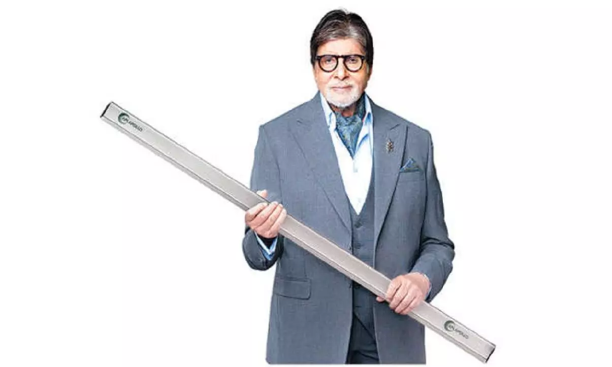 Amitabh Bachchan endorses APL Apollo