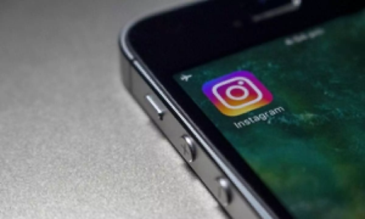 Instas new feature lets you create customisable ‘Add Yours’ templates