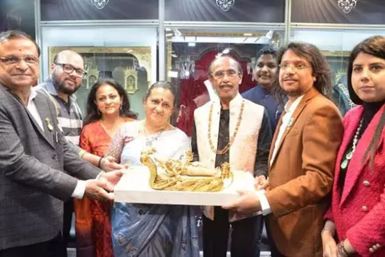 Hyderabads Shiv Narayan Unveiled Jewelry Exhibition at Londons Historic Wallace Museum