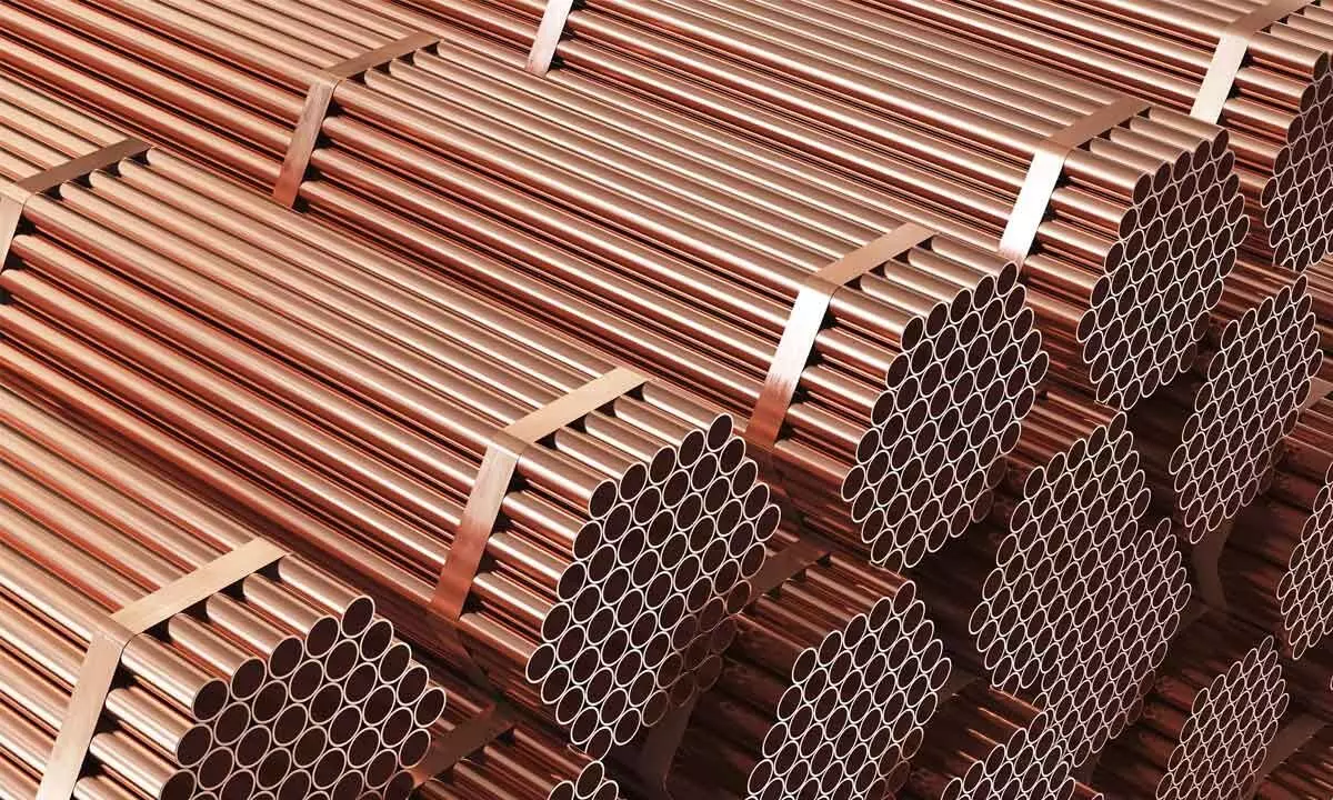 Copper futures reeling under pressure