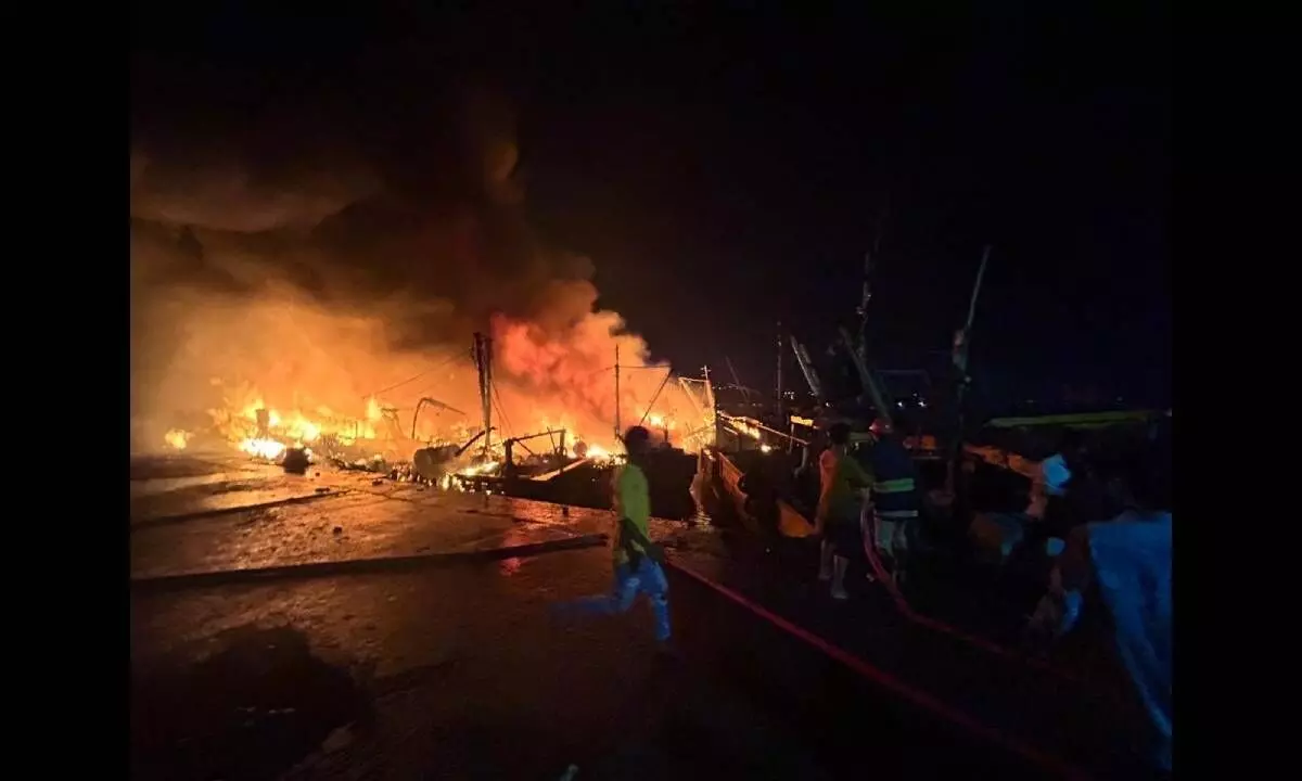 Massive fire at Vizag Fishing Harbour leads to multiple cylinder blasts