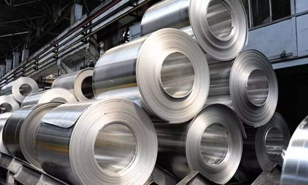 Aluminium futures rise on fresh bets