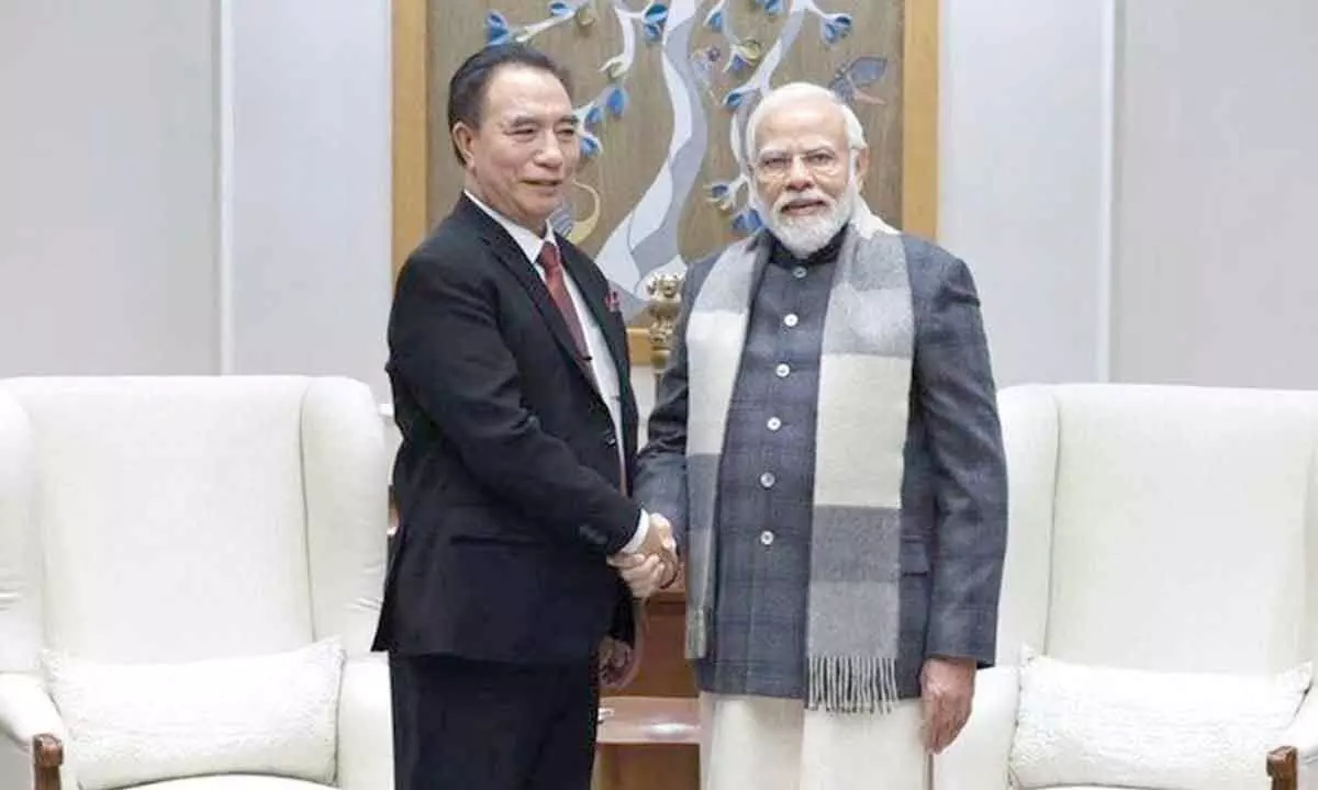 Mizoram CM discuss refugee issue with PM