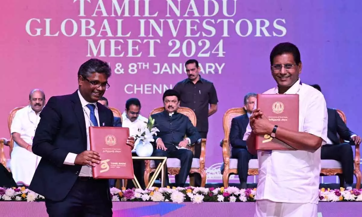 Ramraj Cotton Chairman Nagarajan with the MoU at the Global Investors Meet  in Chennai