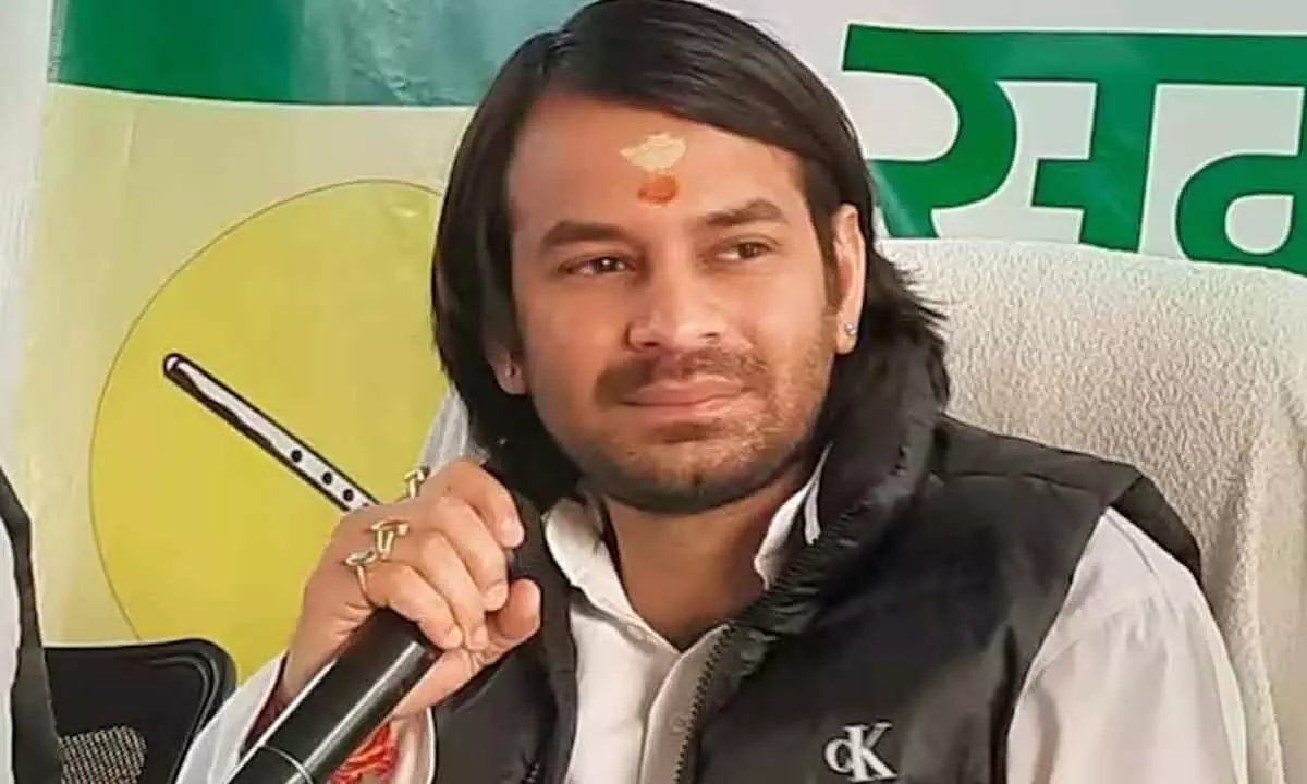 Nitish should be honoured with ‘Girgit Ratna’: Tej Pratap