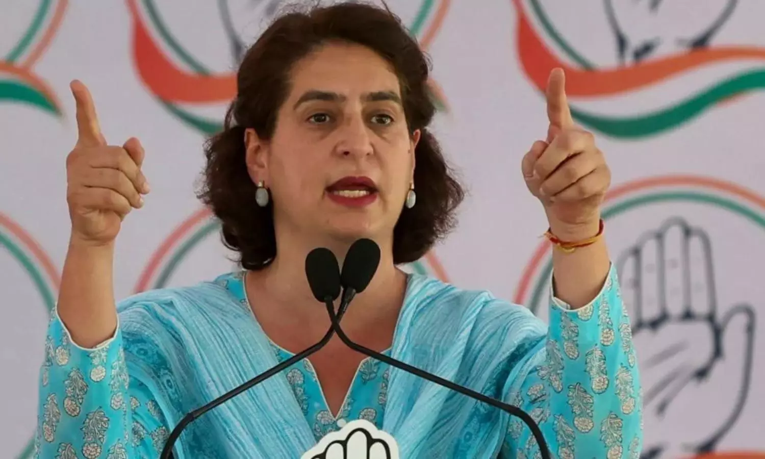 Priyanka Gandhi leads congress campaign in Rae Bareli