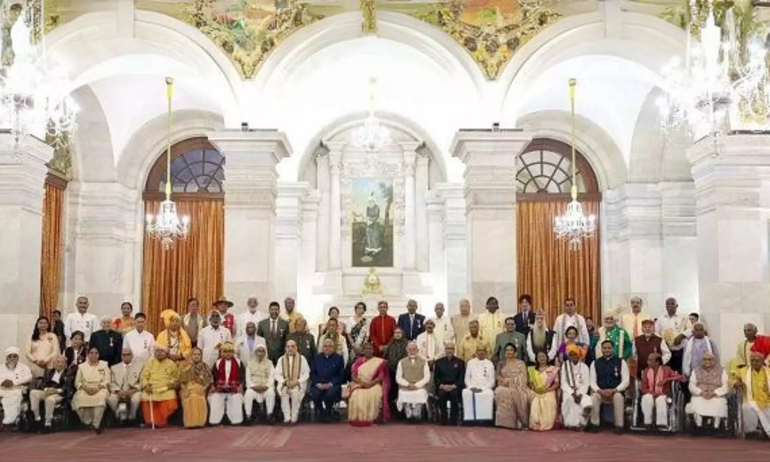 President Murmu Bestows Padma Awards On Distinguished Achievers