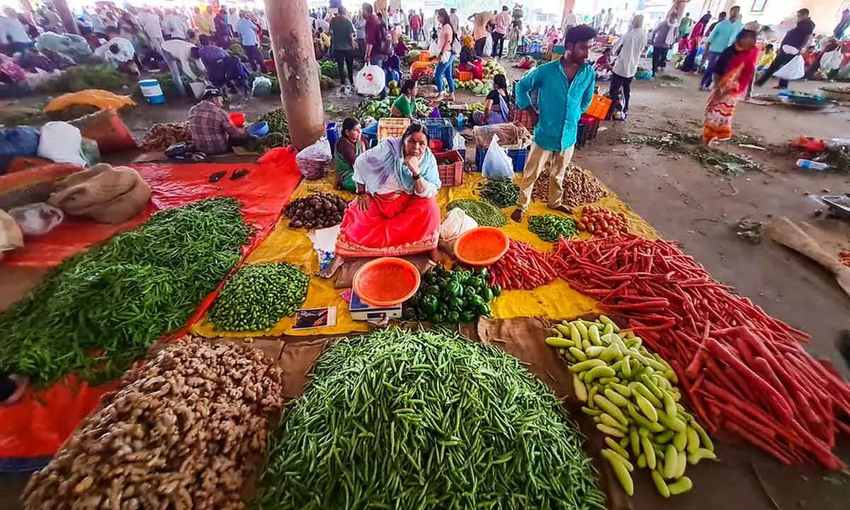 Retail inflation falls to 11-mth low of 4.83%