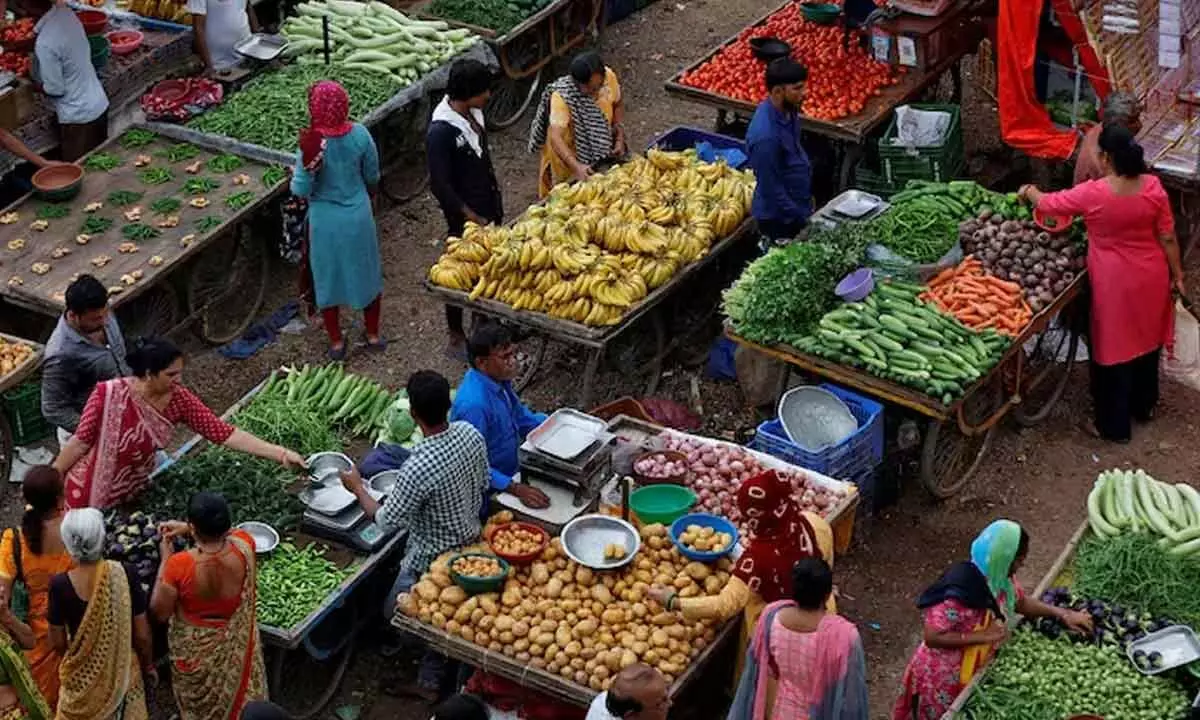 Indias inflation eases, but food prices remain sticky