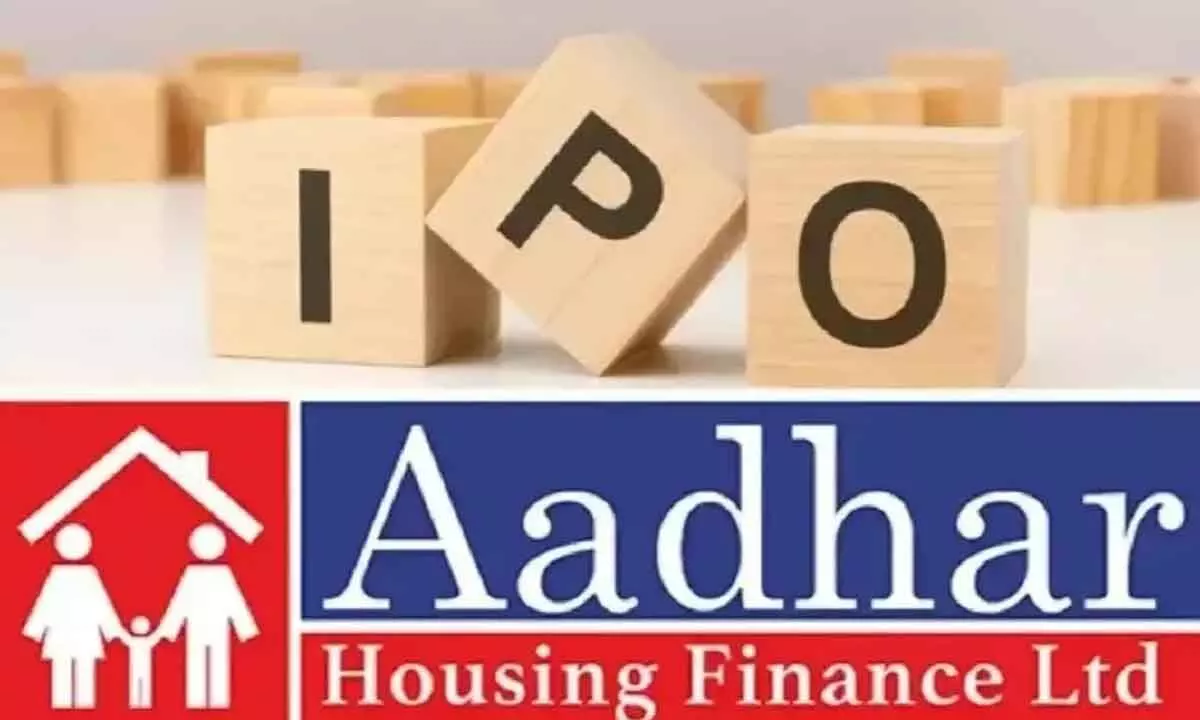 Aadhar Housing Fin makes flat debut