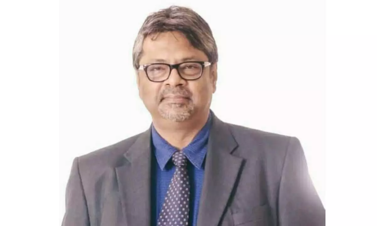 Dr Raja Roy Choudhury