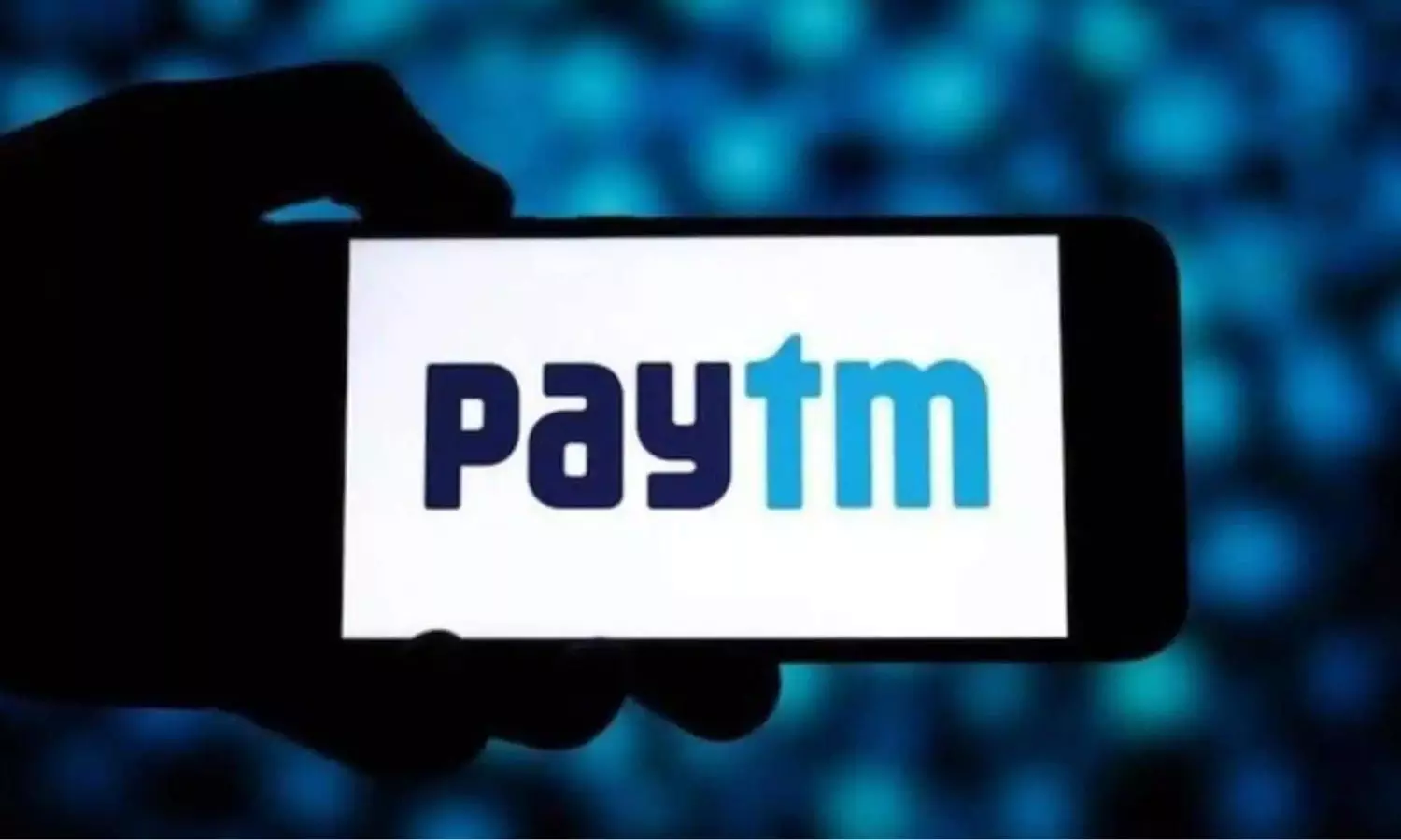 Paytm faces turbulence: CEO hints at layoffs amidst declining sales