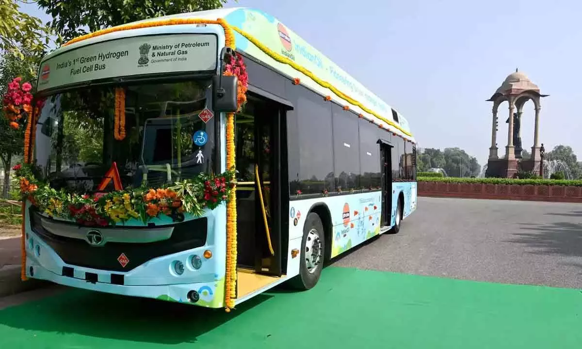 Indian Oil hydrogen fuel cell bus to run in Delhi