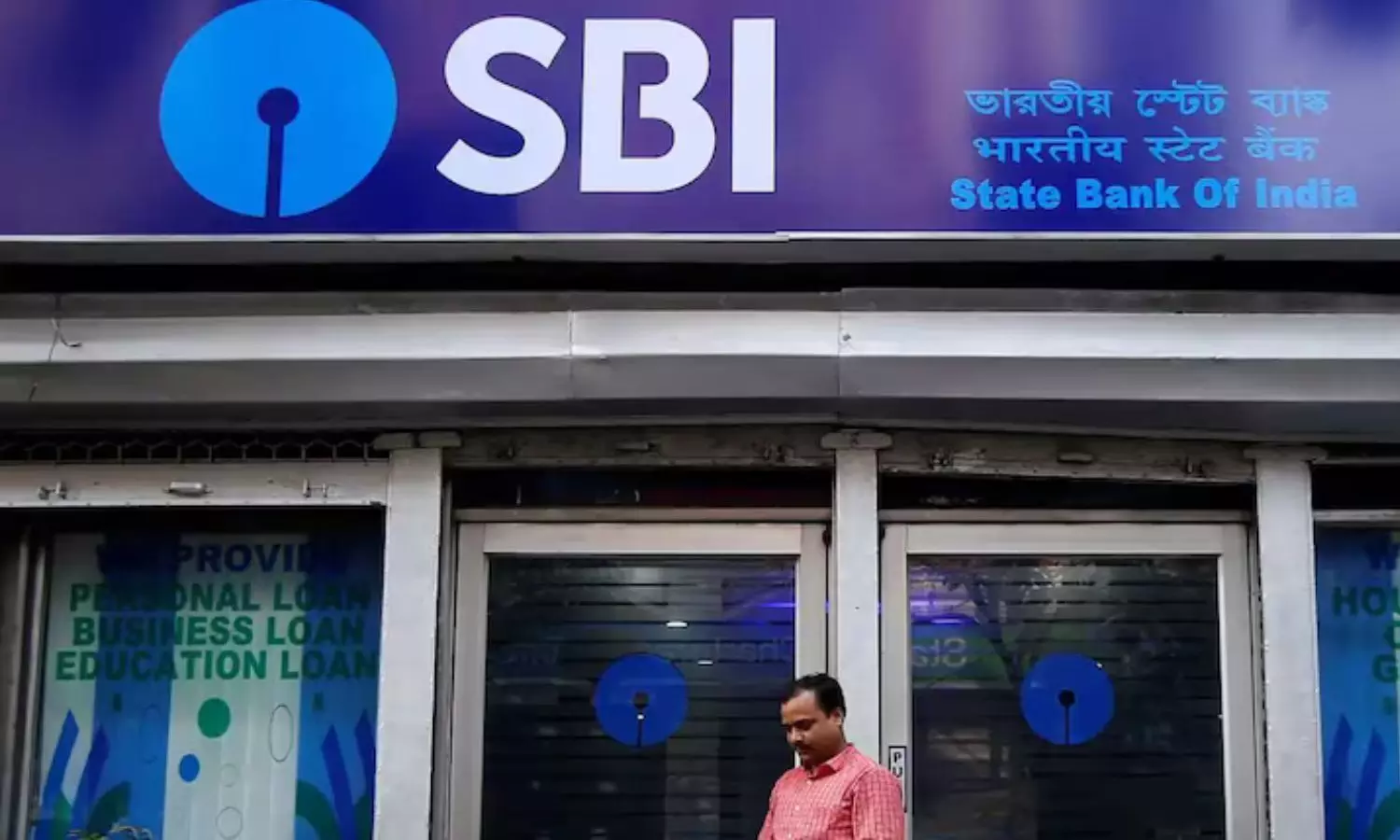 SBI surpasses Rs 8 lakh crore market cap, reaches all-time high