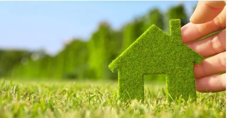 We should focus on minimising environmental impact by building sustainable homes