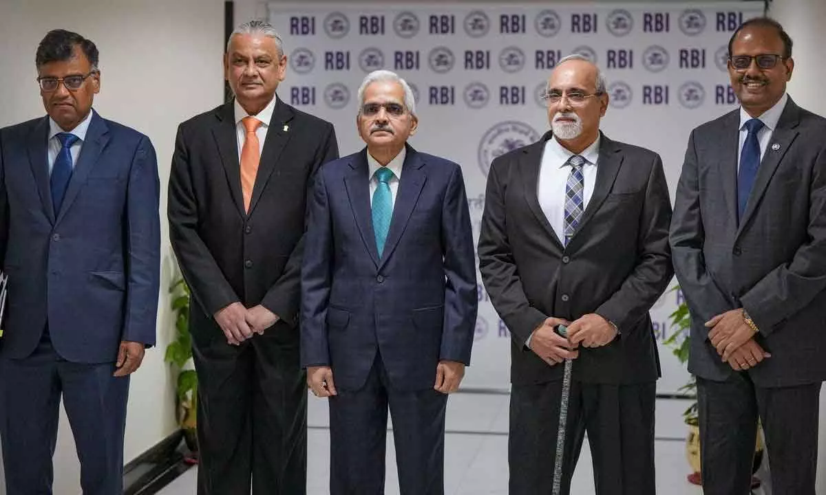 RBI Governor Shaktikanta Das along with Deputy Governors T Rabi Shankar, Michael Debabrata Patra, M Rajeshwar Rao and Swaminathan Janakiraman, arrives for a press conference in Mumbai on Friday