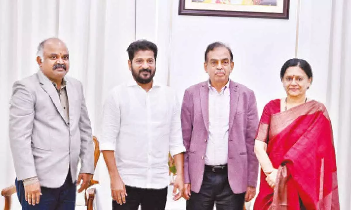 Realty Tribunal members call on CM Revanth