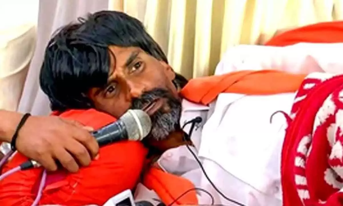 Jarange-Patil ends hunger strike