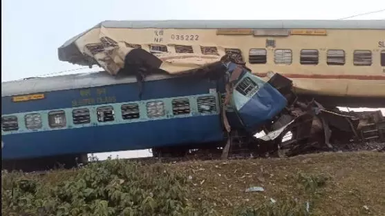 9 killed as goods train rams into Kanchanjunga Express from behind