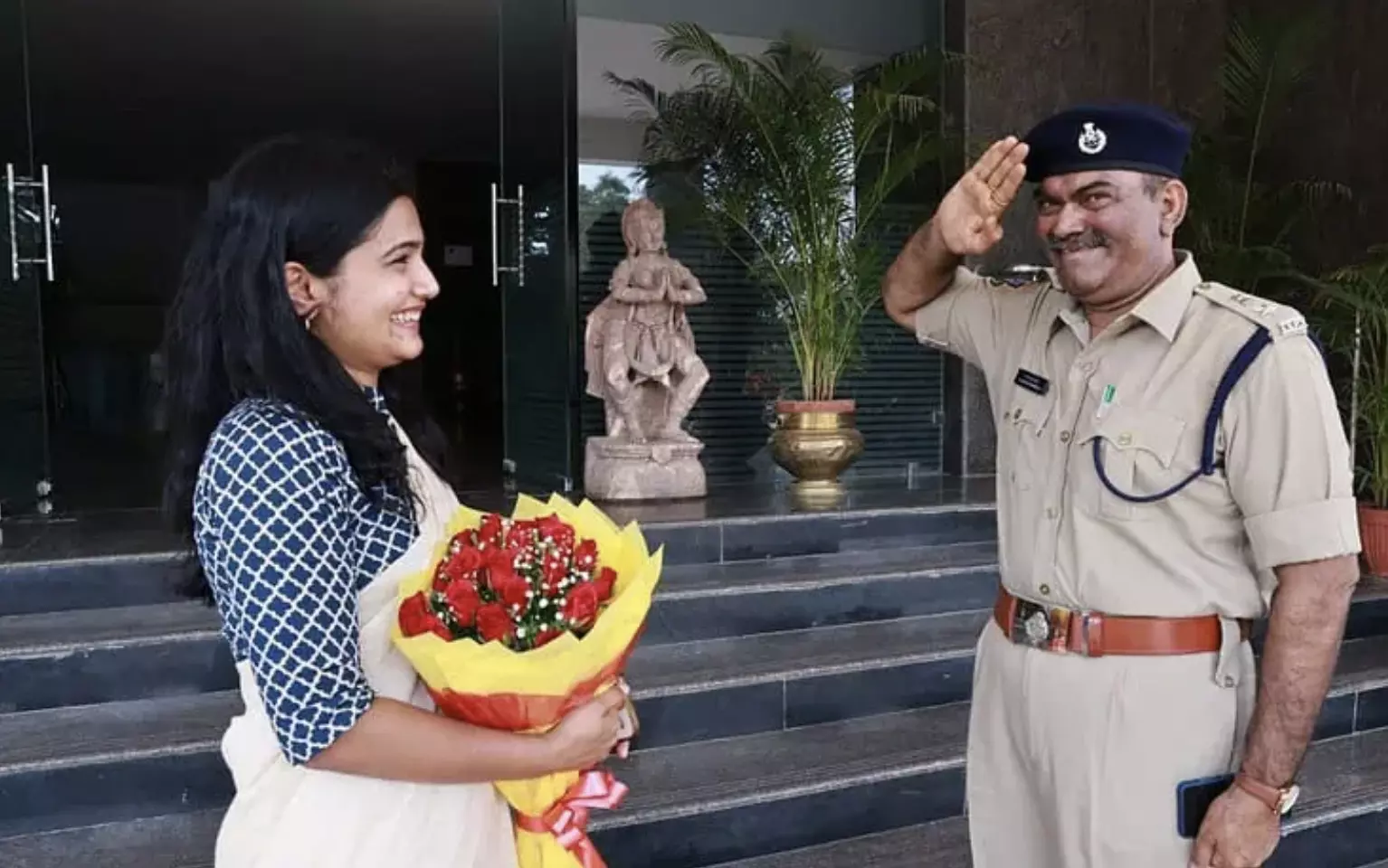 A scene straight out of a movie! IPS officer salutes UPSC topper daughter in heartwarming viral photo